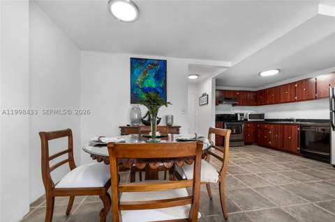 150 SE 25th Rd 12B, Miami FL - photo 10 of 17