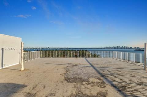 7904 West Dr Penthouse, North Bay Village FL - photo 11 of 25