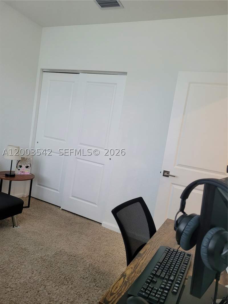 4 bedroom Townhouse at 1015 SE 24th Ter, Towns At Seascape, Homestead — photo 5