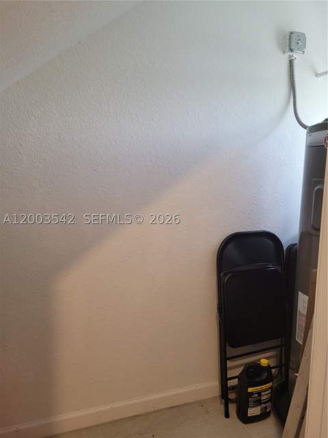 1015 SE 24th Ter, Homestead FL - photo 8 of 33