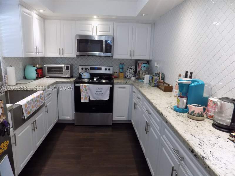 2 bedroom Condominium at 20831 San Simeon Way 103, Fairview Of Calf Cl Condo, Miami — photo 2