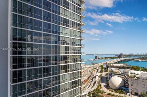 1040 Biscayne Blvd 1905, Miami FL - photo 17 of 20