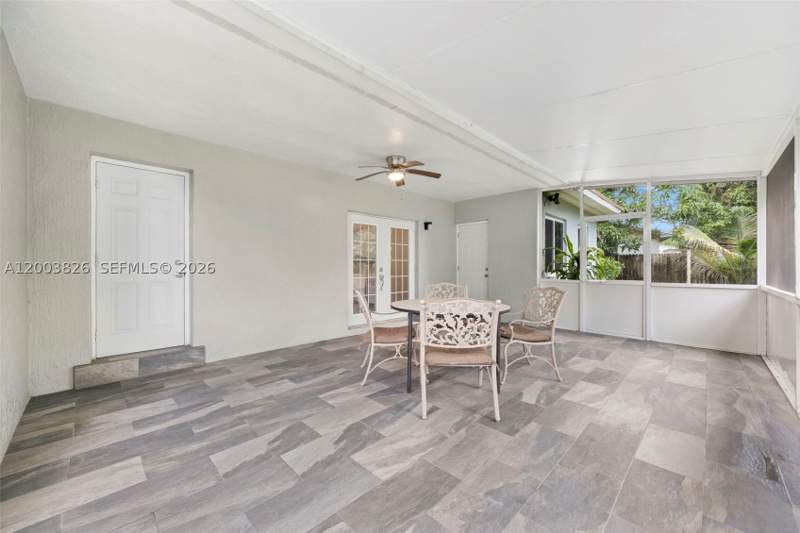 3 bedroom SingleFamilyResidence at 14621 NW 13th Rd, Manning Gardens 1st Addn, Miami — photo 5