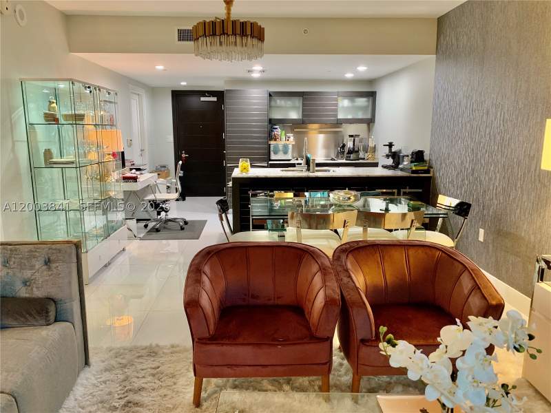 1 bedroom Condominium at 200 Biscayne Boulevard Way 4011, Epic West Condo, Miami — photo 2