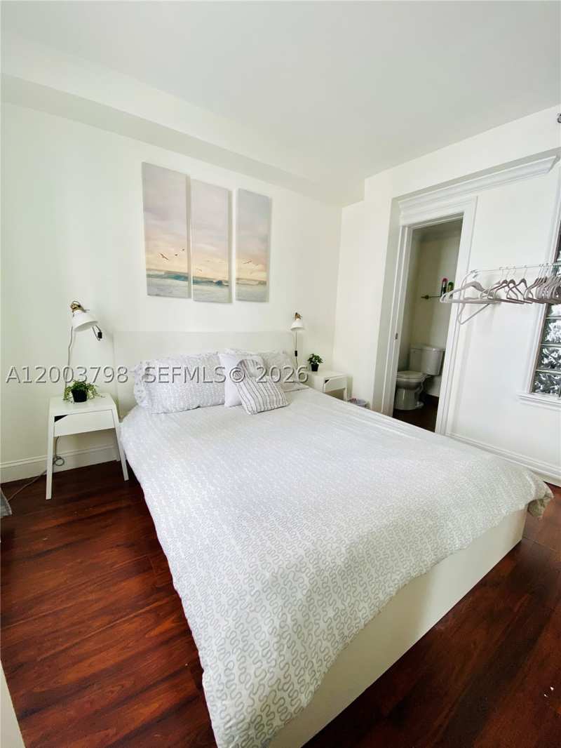 1 bedroom Condominium at 335 Ocean Dr 228, Ocean Walk On South Beach, Miami Beach — photo 1