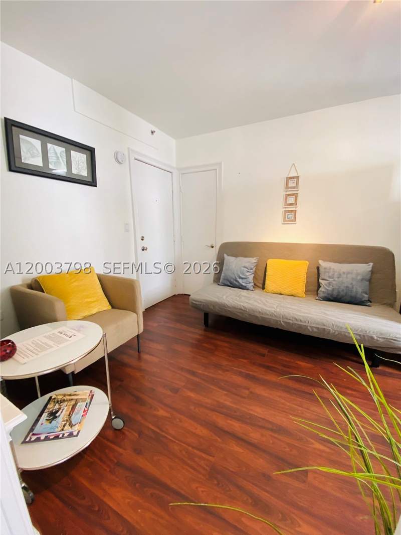 1 bedroom Condominium at 335 Ocean Dr 228, Ocean Walk On South Beach, Miami Beach — photo 5