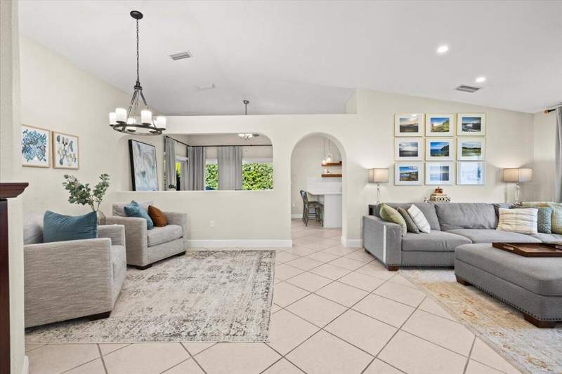 3 bedroom SingleFamilyResidence at 14525 NW 88th Avenue, Serenity Pointe, Miami Lakes — photo 4