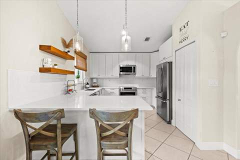 14525 NW 88th Avenue, Miami Lakes FL - photo 9 of 31
