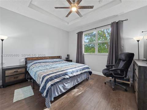 1033 NE 42nd Pl, Homestead FL - photo 11 of 22