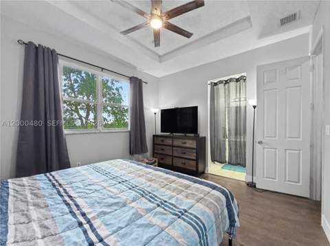 1033 NE 42nd Pl, Homestead FL - photo 14 of 22
