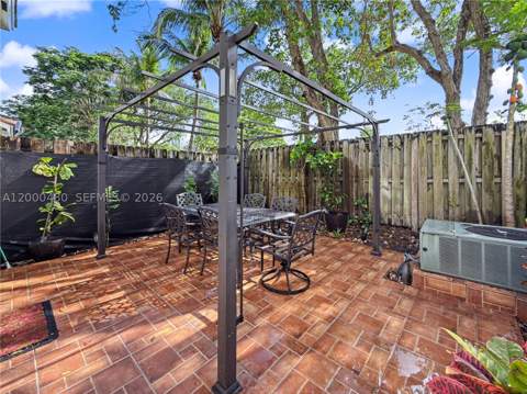 1033 NE 42nd Pl, Homestead FL - photo 18 of 22