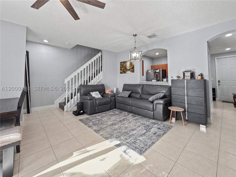 3 bedroom Townhouse at 1033 NE 42nd Pl, Marbella Bay, Homestead — photo 3
