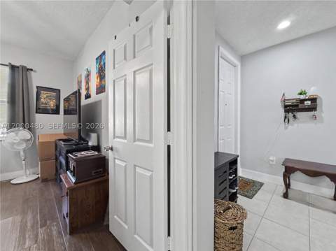 1033 NE 42nd Pl, Homestead FL - photo 9 of 22