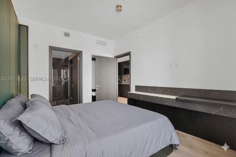 20 NE 11th St 4006, Miami FL - photo 12 of 18