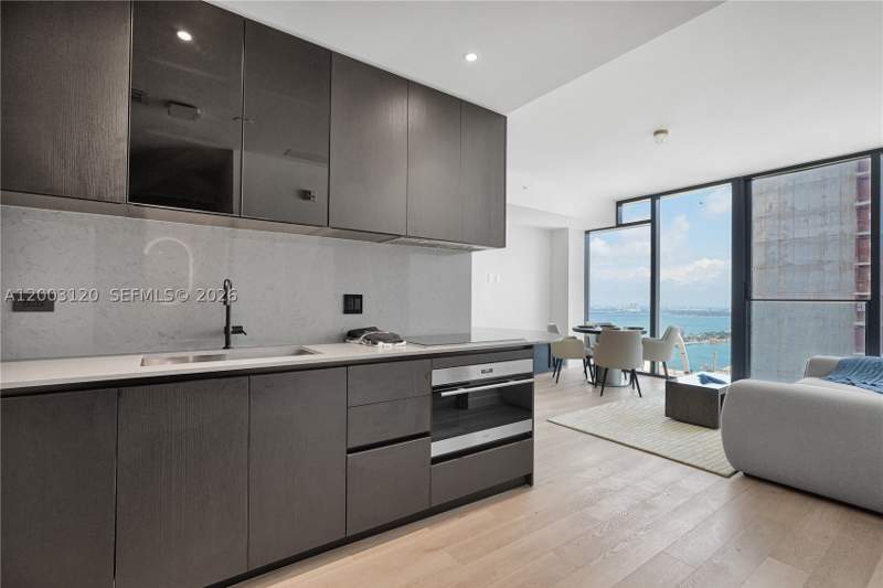 2 bedroom Condominium at 20 NE 11th St 4006, Miami North, Miami — photo 5