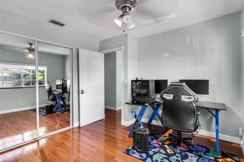 15134 SW 94th Ter, Miami FL - photo 14 of 37