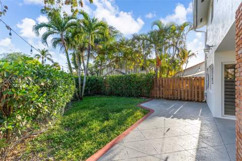 15134 SW 94th Ter, Miami FL - photo 24 of 37