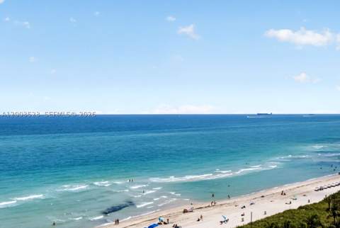 6423 Collins Ave 1204, Miami Beach FL - photo 15 of 20