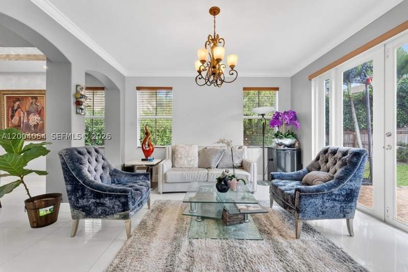 5 bedroom SingleFamilyResidence at 15465 SW 117th St, Century Gardens At Tamiam, Miami — photo 4