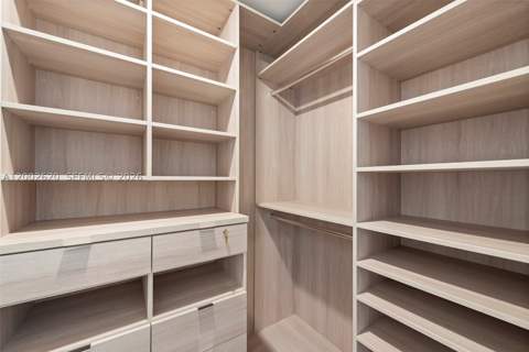 788 NE 23rd St 4802, Miami FL - photo 18 of 31