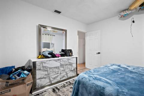 426 NE 166th Street 2, North Miami Beach FL - photo 14 of 37