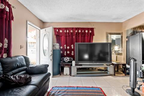 426 NE 166th Street 2, North Miami Beach FL - photo 19 of 37