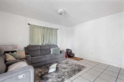 426 NE 166th Street 2, North Miami Beach FL - photo 7 of 37