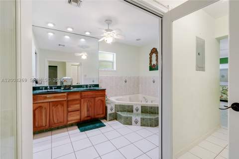 26105 SW 193rd Ave, Homestead FL - photo 6 of 31