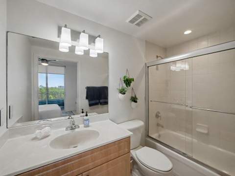 2600 SW 27th Avenue 603, Miami FL - photo 15 of 29