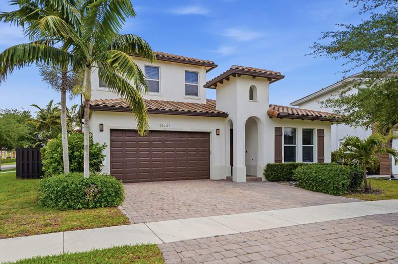 4 bedroom SingleFamilyResidence at 15155 SW 176th Lane, VENETIAN PARC, Miami — photo 4