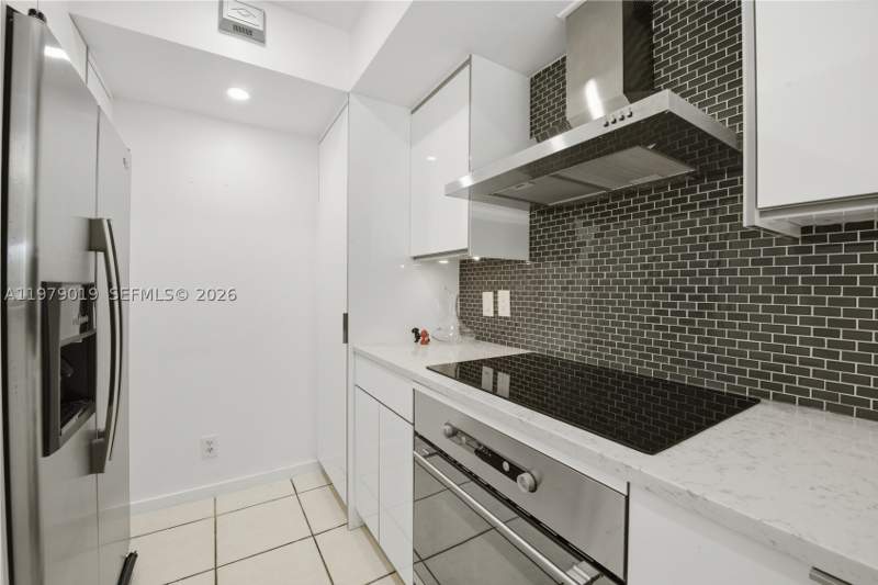 2 bedroom Condominium at 120 Jefferson Ave 12022, The Courts At South Beach, Miami Beach — photo 4