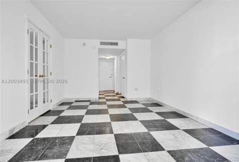 5555 Collins Ave 3C, Miami Beach FL - photo 17 of 34