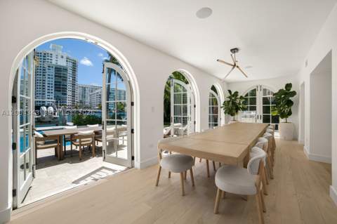 5763 Pine Tree Dr, Miami Beach FL - photo 10 of 27