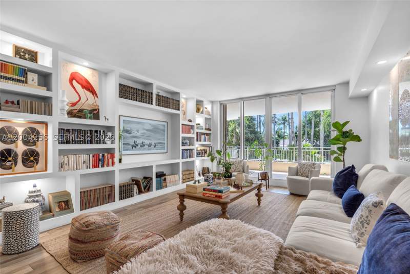 3 bedroom Condominium at 791 Crandon Blvd 302, OCEAN TOWER TWO CONDO, Key Biscayne — photo 1