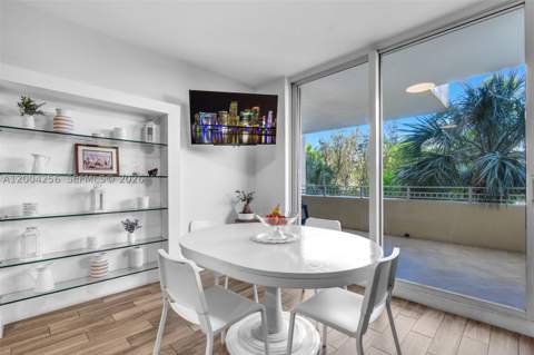 791 Crandon Blvd 302, Key Biscayne FL - photo 16 of 50