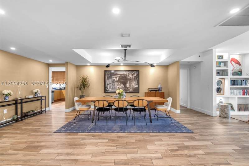 3 bedroom Condominium at 791 Crandon Blvd 302, OCEAN TOWER TWO CONDO, Key Biscayne — photo 3