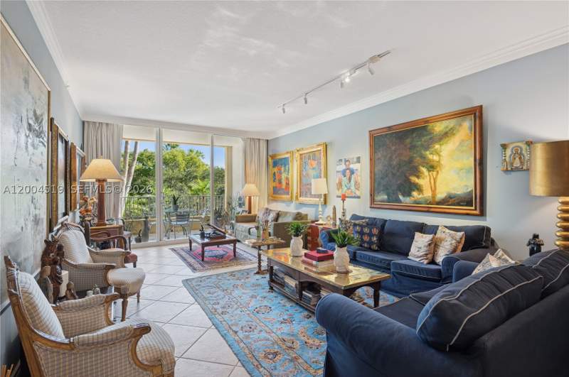 2 bedroom Condominium at 719 Crandon Blvd 310, Resort Villa Two Condo, Key Biscayne — photo 3