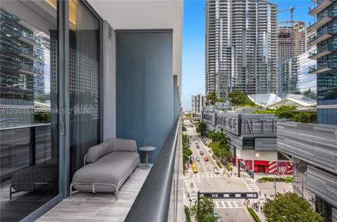 801 Miami Ave 709, Miami FL - photo 19 of 34