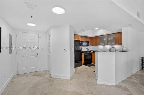 16699 Collins Ave 2404, Sunny Isles Beach FL - photo 11 of 37