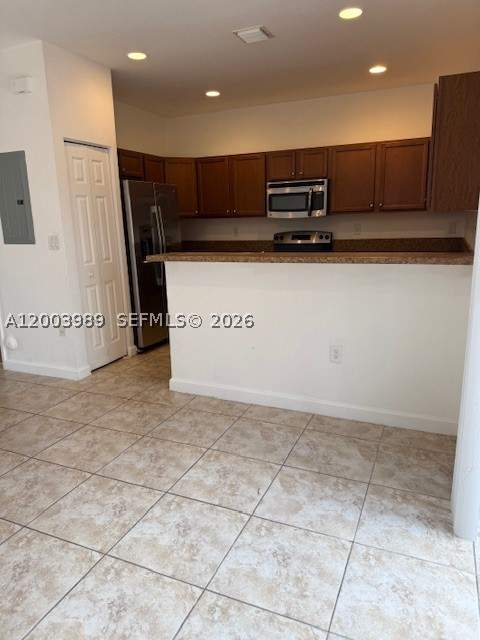 648 SE 32nd Ave 648, Homestead FL - photo 12 of 42