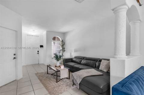 2583 SE 13th Ct, Homestead FL - photo 6 of 38