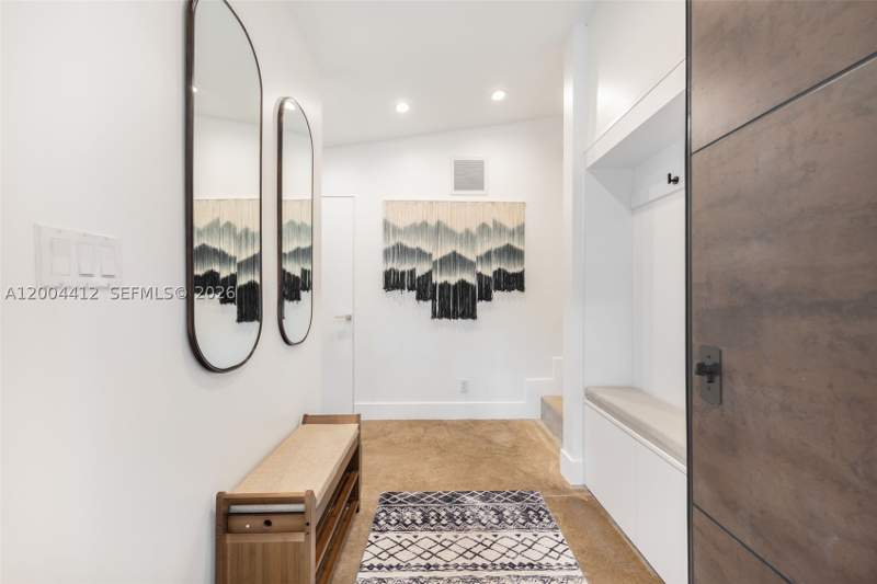 3 bedroom SingleFamilyResidence at 3775 S Le Jeune Rd, Sunshine Vistas, Miami — photo 2