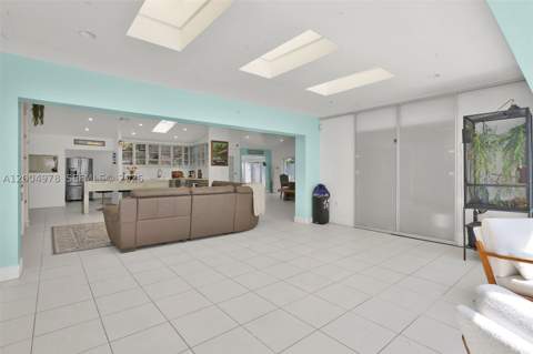 15540 SW 152nd Ter, Miami FL - photo 16 of 55