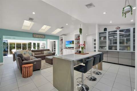 15540 SW 152nd Ter, Miami FL - photo 23 of 55
