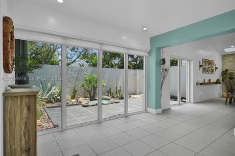 15540 SW 152nd Ter, Miami FL - photo 6 of 55