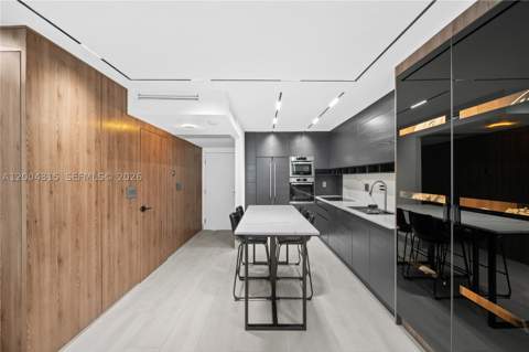 2301 Collins Ave 432, Miami Beach FL - photo 6 of 18