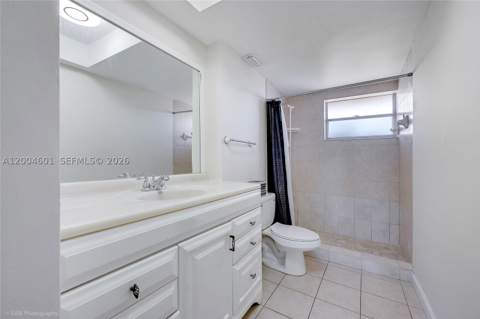 1551 NE Miami Gardens Dr 322, Miami FL - photo 11 of 18