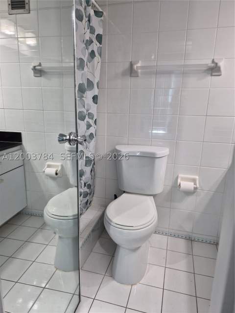 2655 Collins Ave 2406, Miami Beach FL - photo 18 of 41