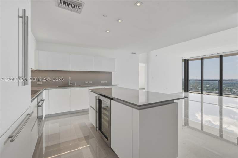 2 bedroom Condominium at 88 SW 7th St 3710, Rise Condo, Miami — photo 4