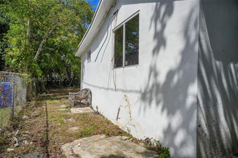 3637 Frow Ave, Miami FL - photo 10 of 17